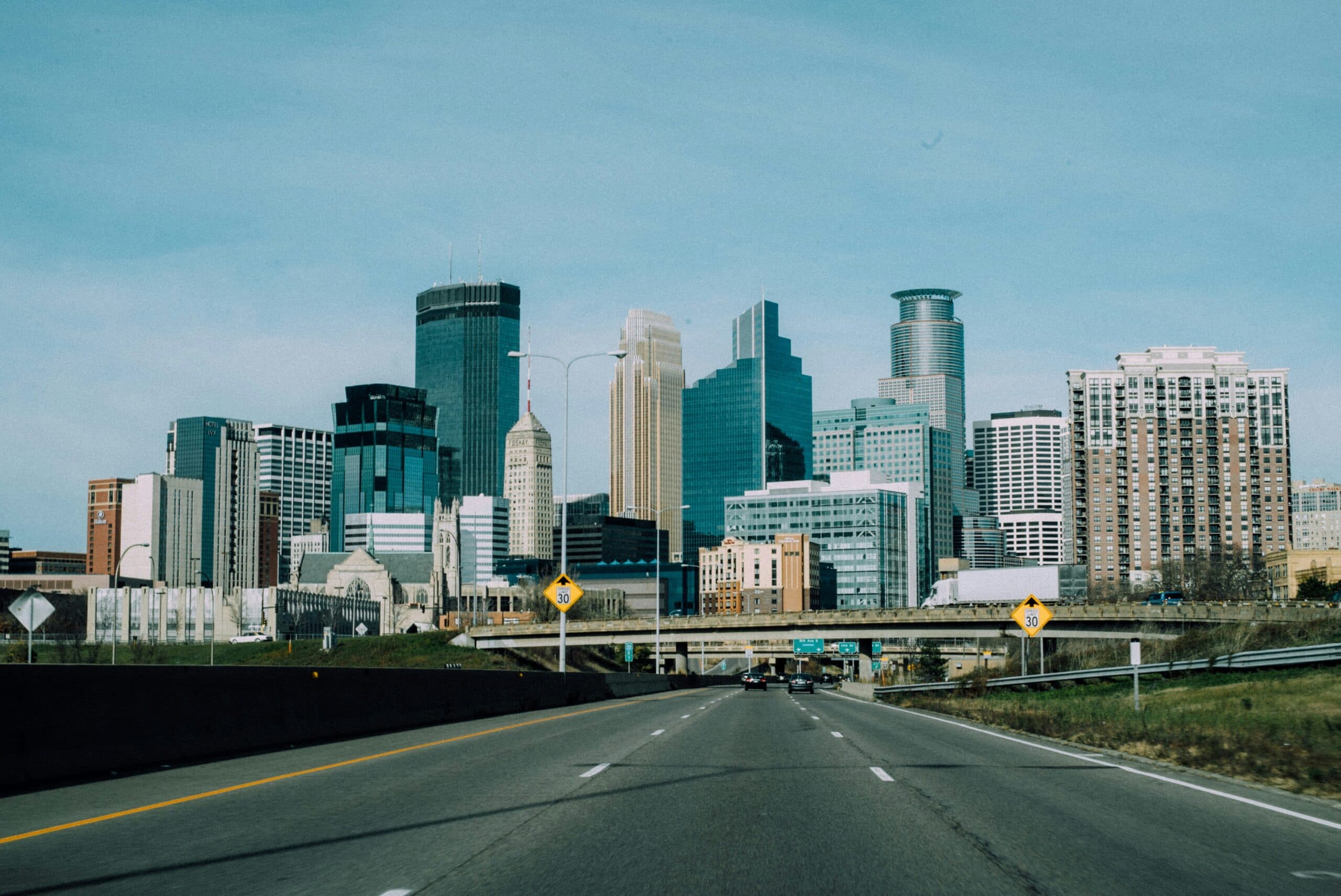 Why Summer is the Hottest Time to Sell Your Home in Minneapolis–St. Paul